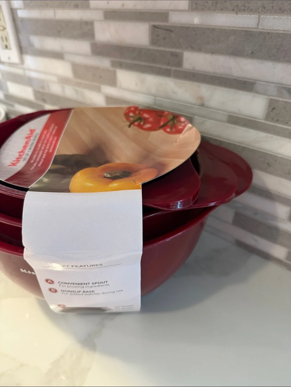 Kitchenaid set of 3 mixing bowls non slip new red color plastic
